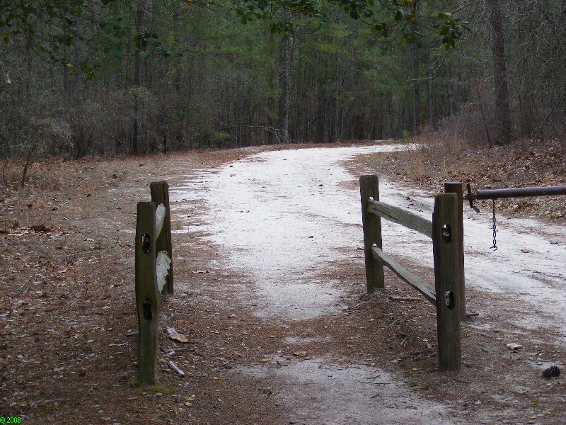[Trail+entrance.jpg]