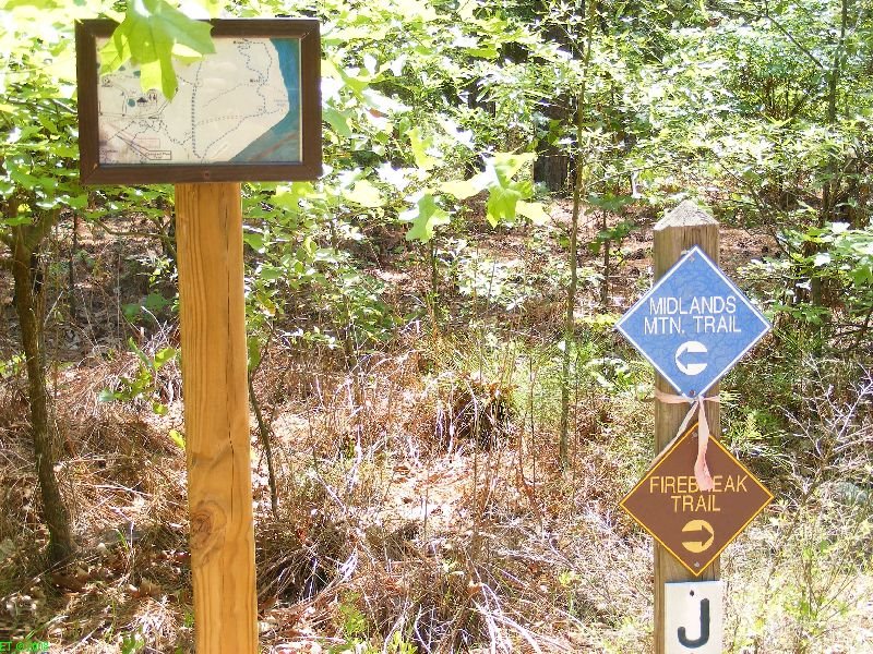 [Harbison+Forest+Map+and+Trail+Signs+(section+J).jpg]