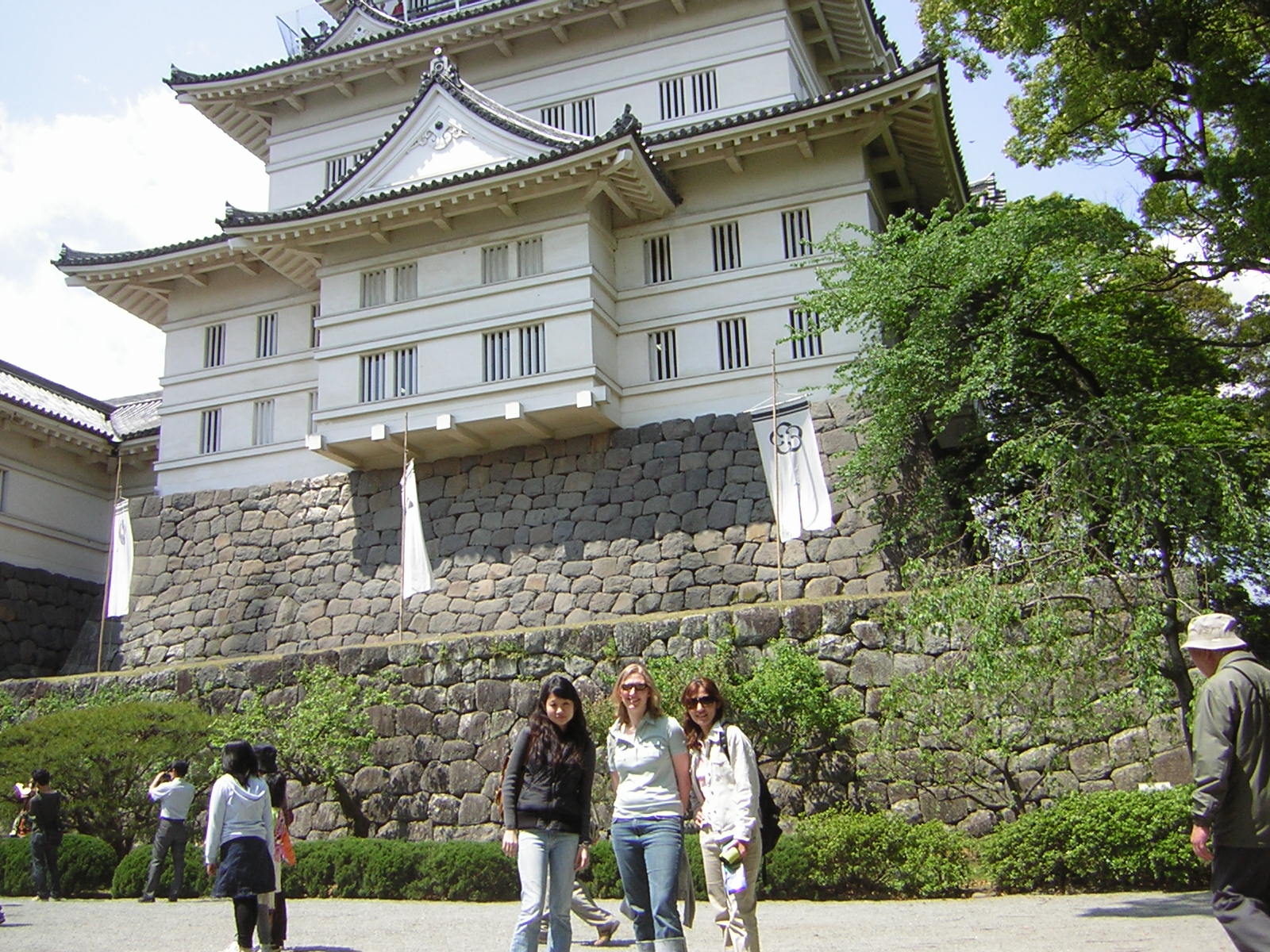 [Risa+Me+Sana+at+Odawara+Castle.JPG]