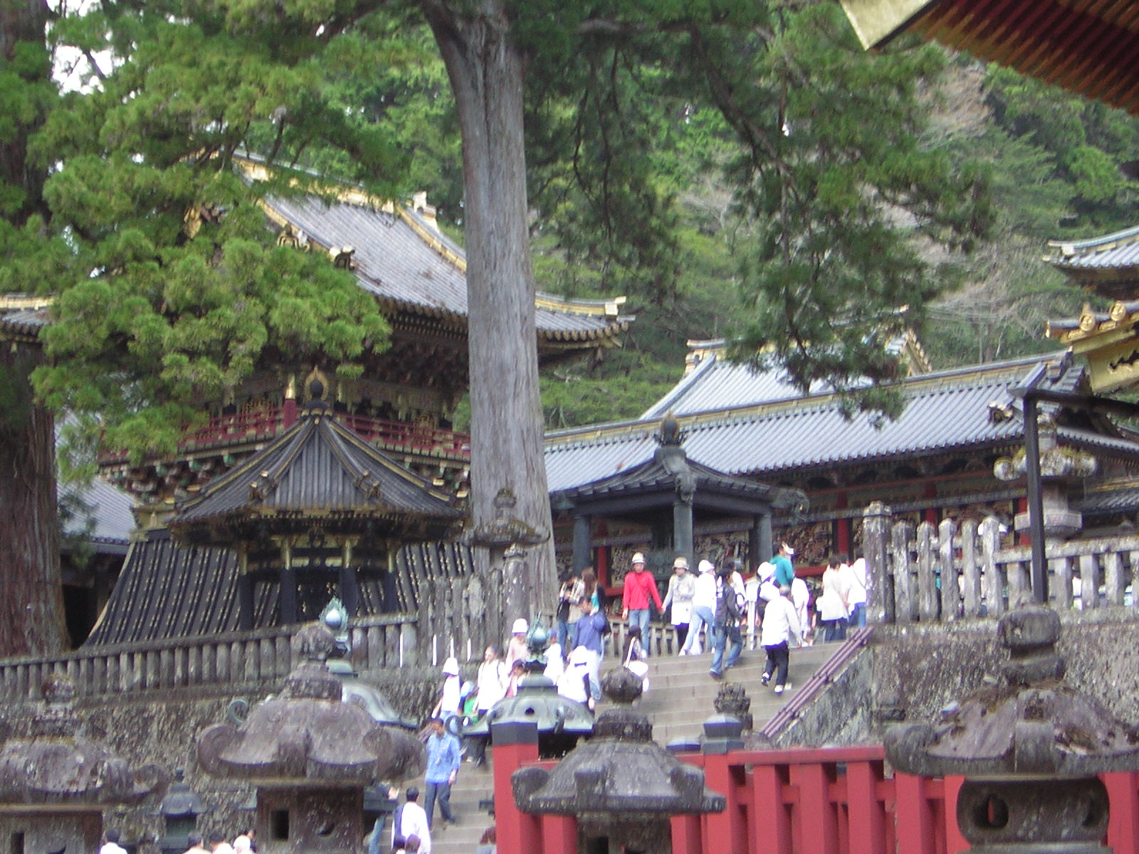 [Scale+of+Toshogu+Shrine+and+buildings.JPG]