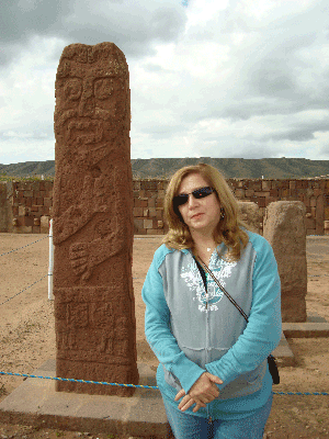 [Suzane-em-Tiwanaku.gif]