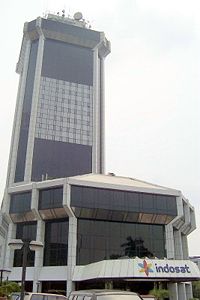 [Gedung_Indosat_Wikipedia.jpg]