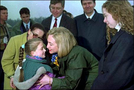 [Hillary+in+Bosnia.jpg]
