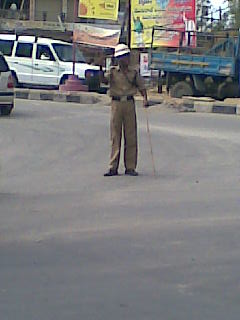 [Miyapur.in_Traffic+Police.jpg]