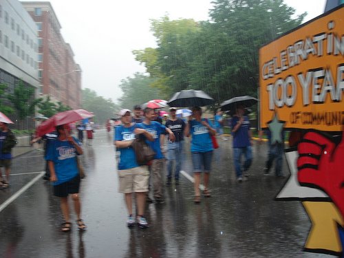 [rainy+parade.jpg]