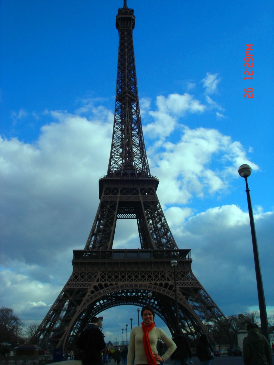 [Ruth-Torre+Eiffel+2.jpg]