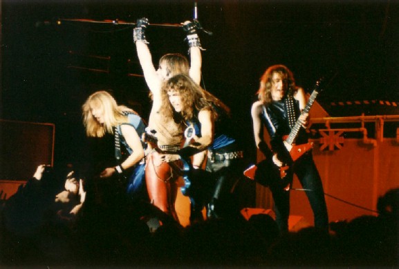 [Iron_Maiden_1983.jpg]