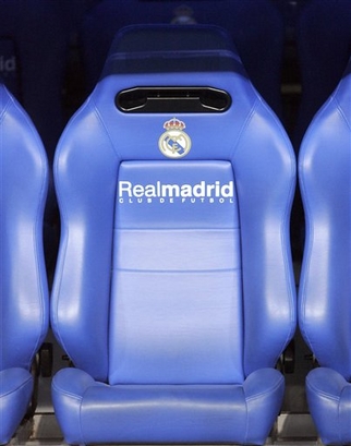 [Real+Madrid+Gaffer+Wanted.jpg]