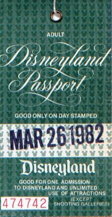 [286282-Disneyland_Knotts_Berry_Farm-Los_Angeles.jpg]