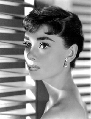 [Audrey+Hepburn.jpg]