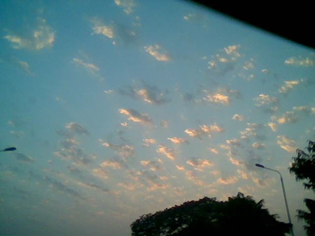 [evening+sky2.jpg]