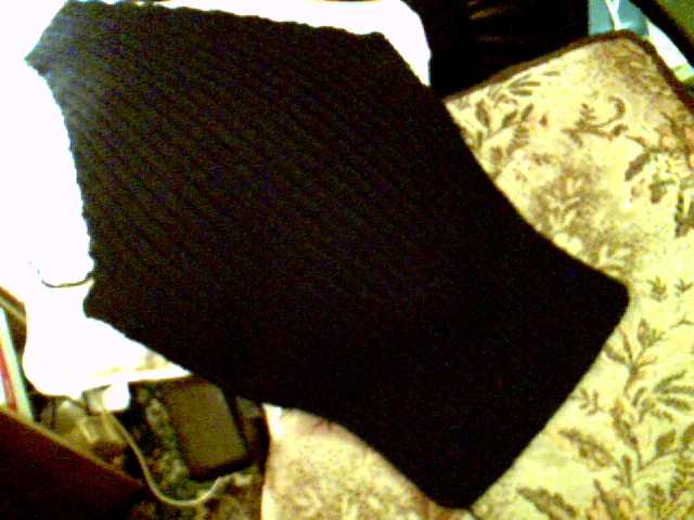 [Finished+back+of+Kath's+ribbed+sweater.jpg]