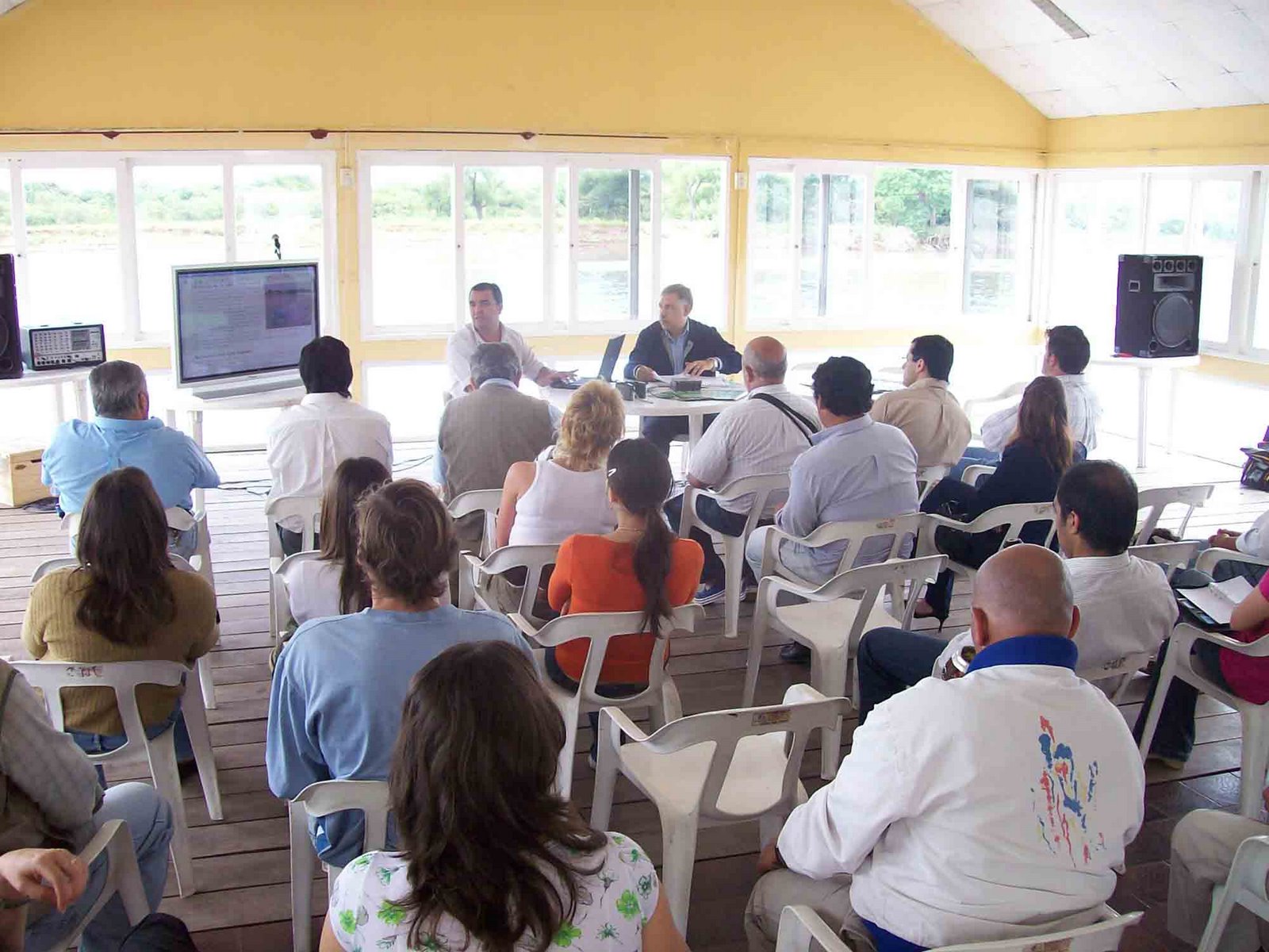 [Presentaron+Plan+Manejo+Reserva+Isla+Las+Damas-Funcionarios,+periodistas+e+interesados+estuvieron+presentes.jpg]