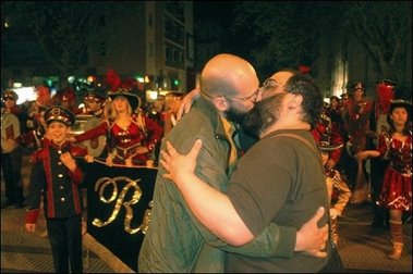 [gays+uruguay.jpg]