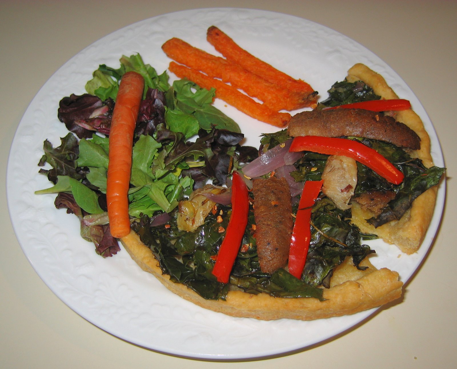 [20080614+Red+Russian+Kale+Pizza+(plated).jpg]