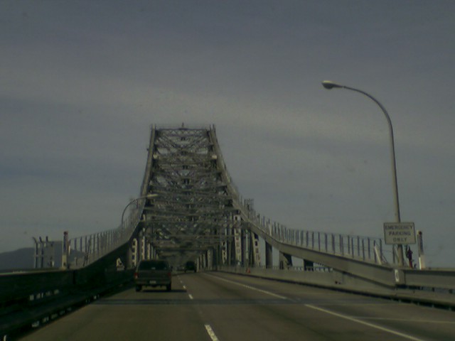 [bridge2.jpg]