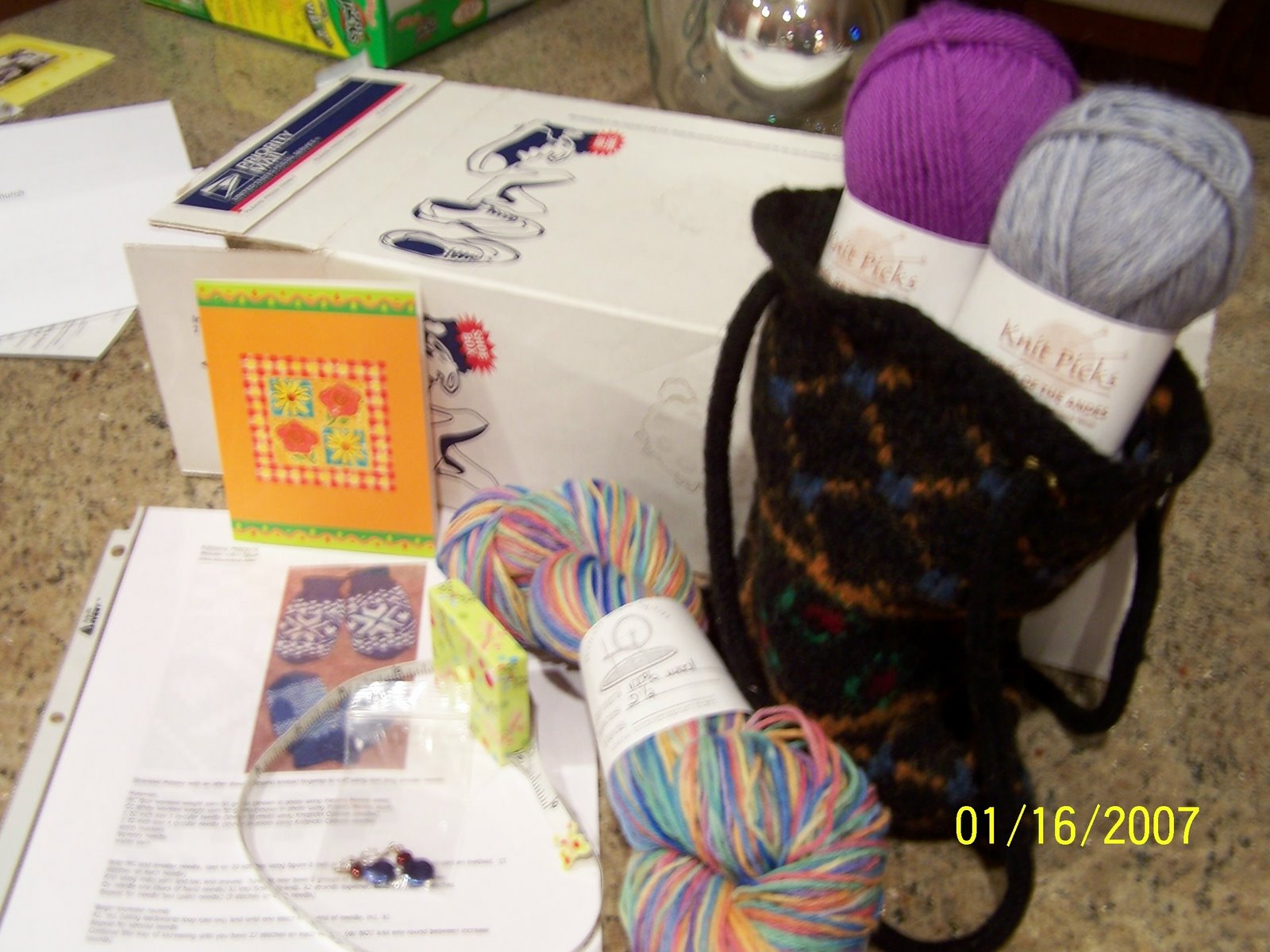 [knit+mitt+swap+2006+kit.jpg]