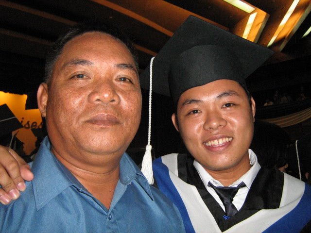 [graduation+2008+029.jpg]