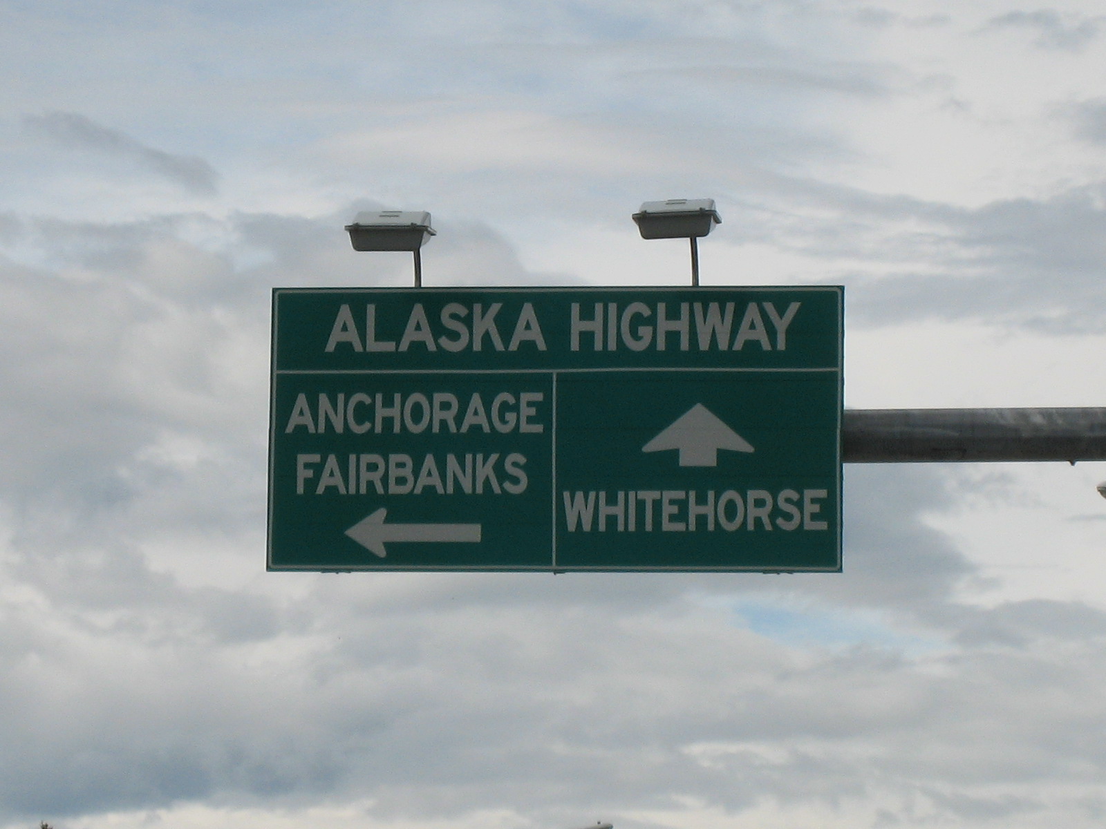 [26+at+the+junction+of+Haines+Hwy+and+the+Alaska+Highway+-+Anchorage,+I'm+coming!.JPG]