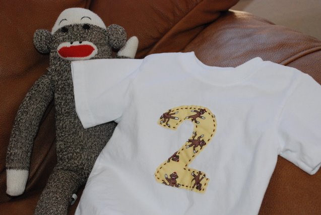 [monkey+shirt.jpg]