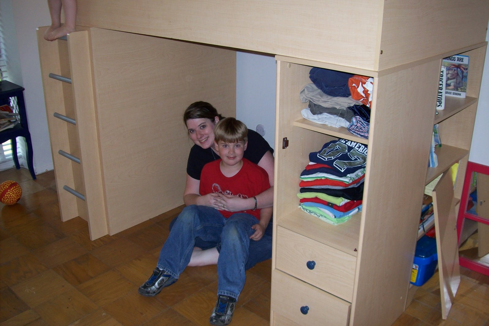 [Caed's+new+bunk+bed2.jpg]