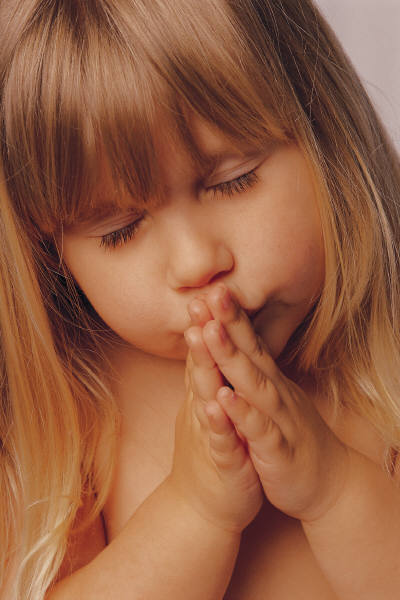 [Girl+Praying.jpg]