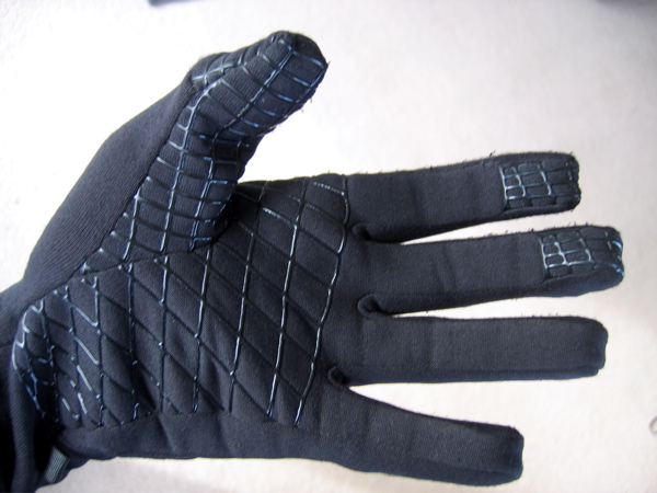 [marmot+gloves+1.jpg]