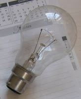 Incandescent bulb
