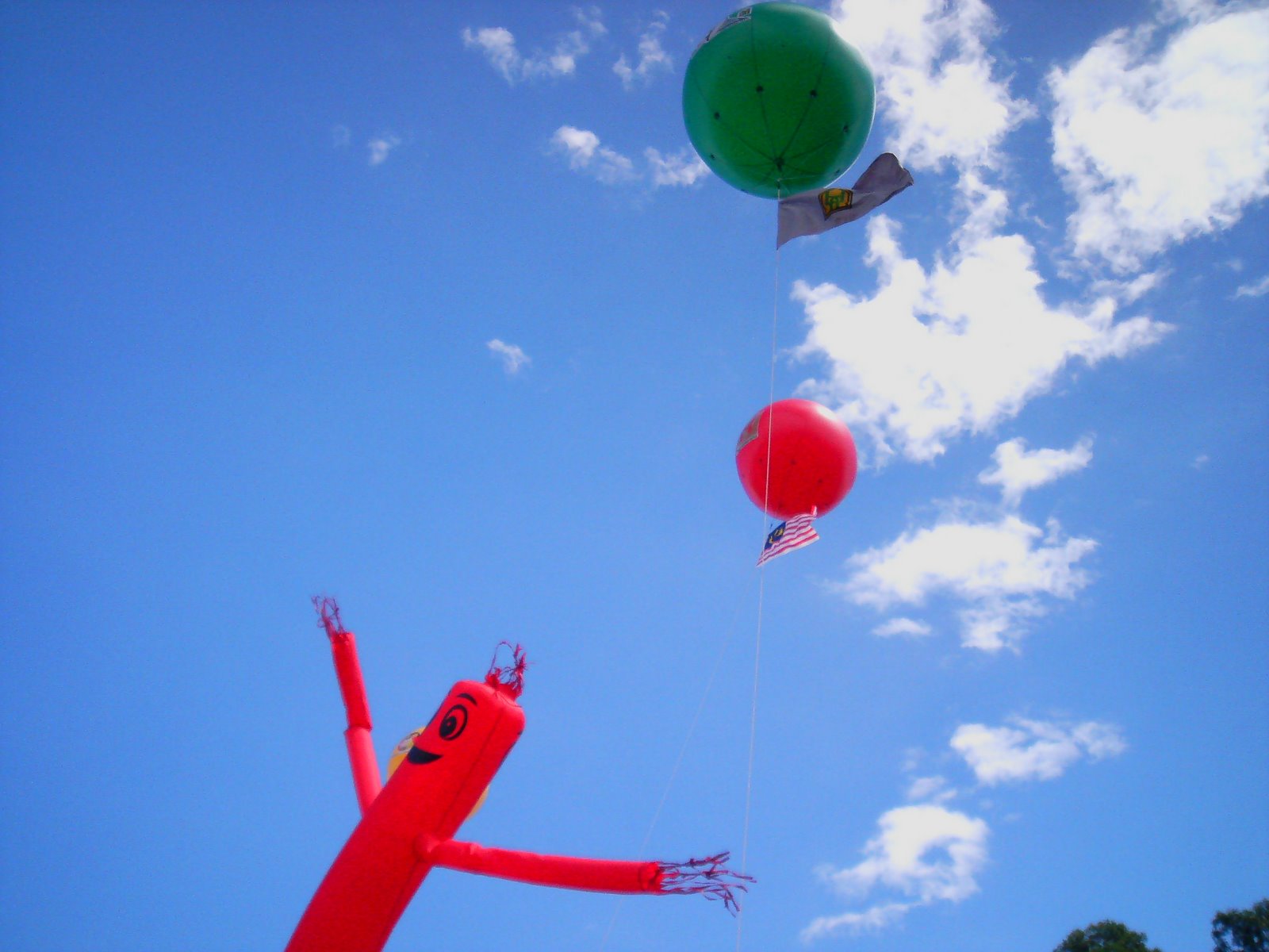 [baloons,12+jun.jpg]