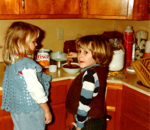 [John+Jen+making+cake+'78.png]