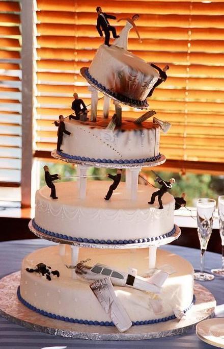 [wedding-cake-jamesbond.jpg]