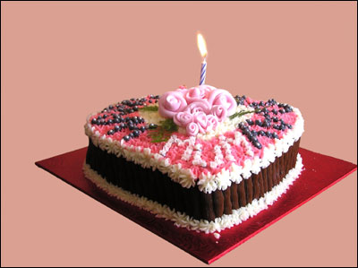 [love-birthday-cake.jpg]