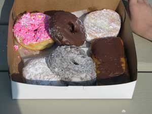 [box-of-donuts.jpg]