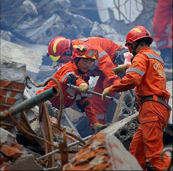 [china+earthquake.jpg]