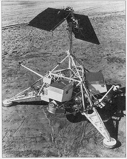 [250px-Surveyor_NASA_lunar_lander.jpg]