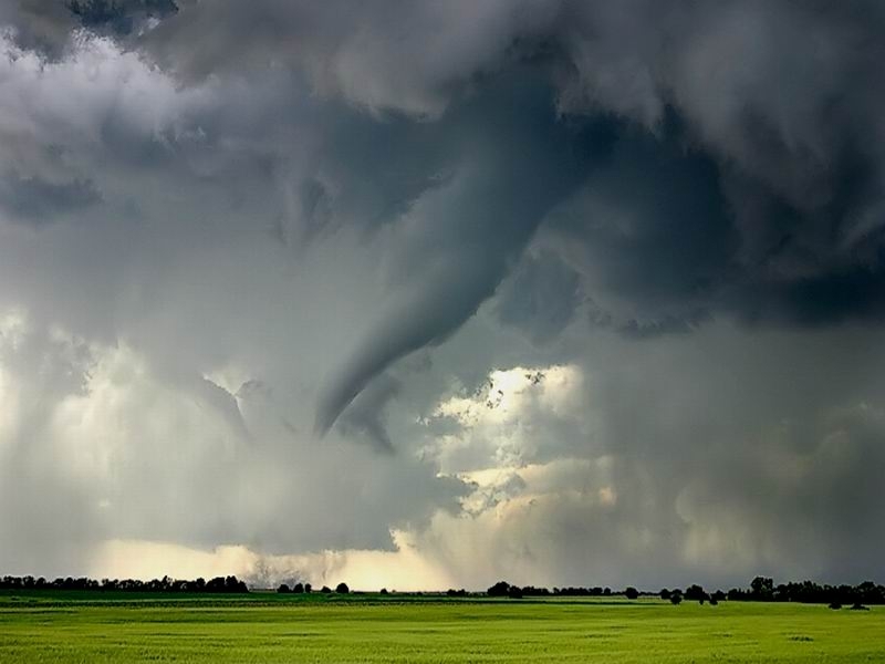 [Ontario_Tornado_08_15_05_7of9_by_SirSmiley.jpg]