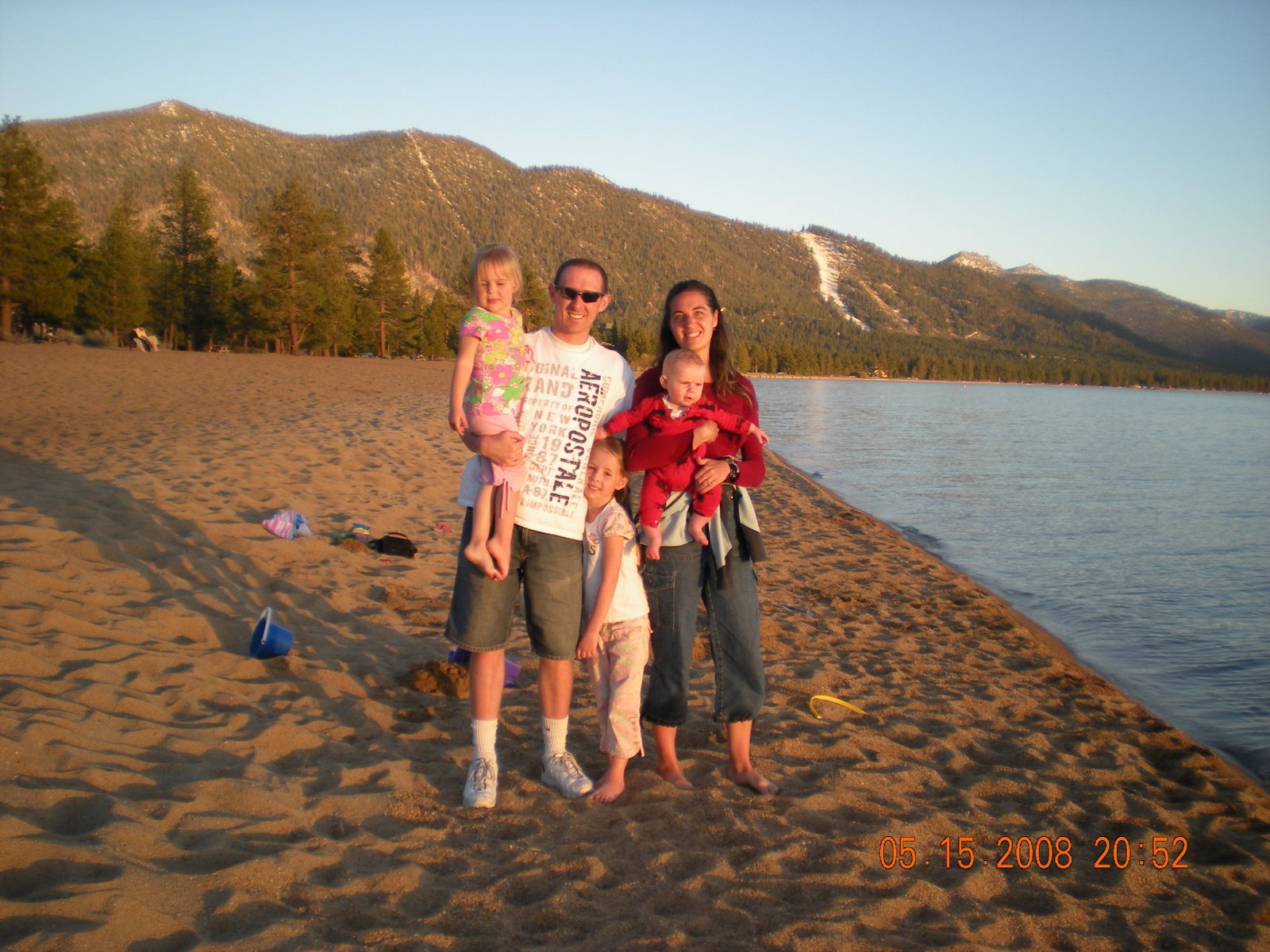 [lake+Tahoe+May+2008.JPG]