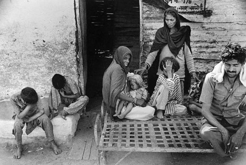 [bhopal-family.jpg]