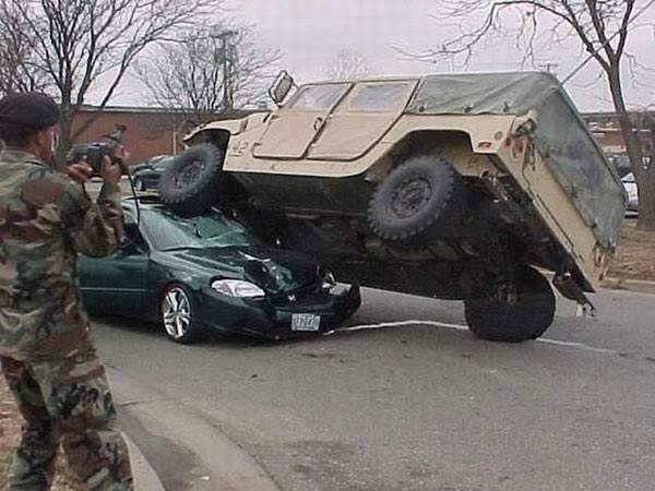 [militær+ulykke+sotilaallisen+onnettomuus.jpg]