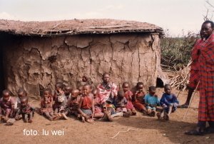 [Masai+Mara+villag.jpg]