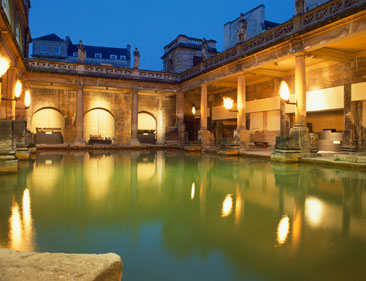 [roman-baths-photo-night-bath.jpg]