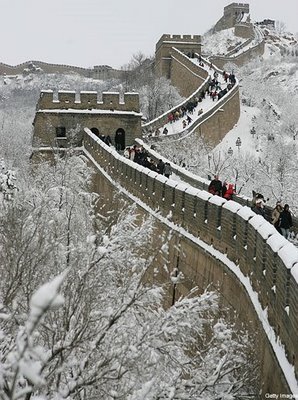 [great-wall-china-snow.jpg]