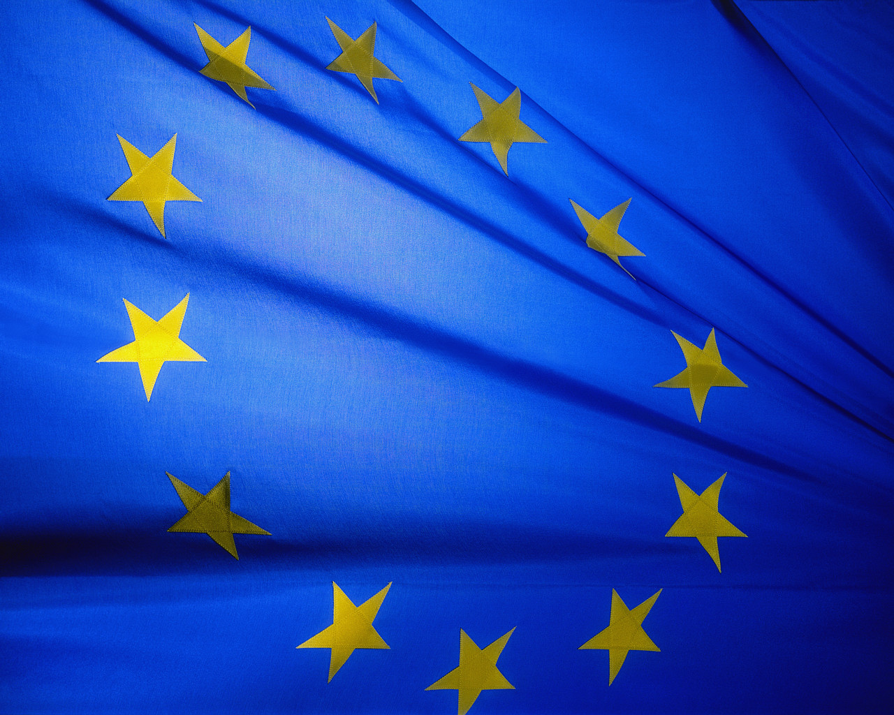 [bandiera+europa.jpg]
