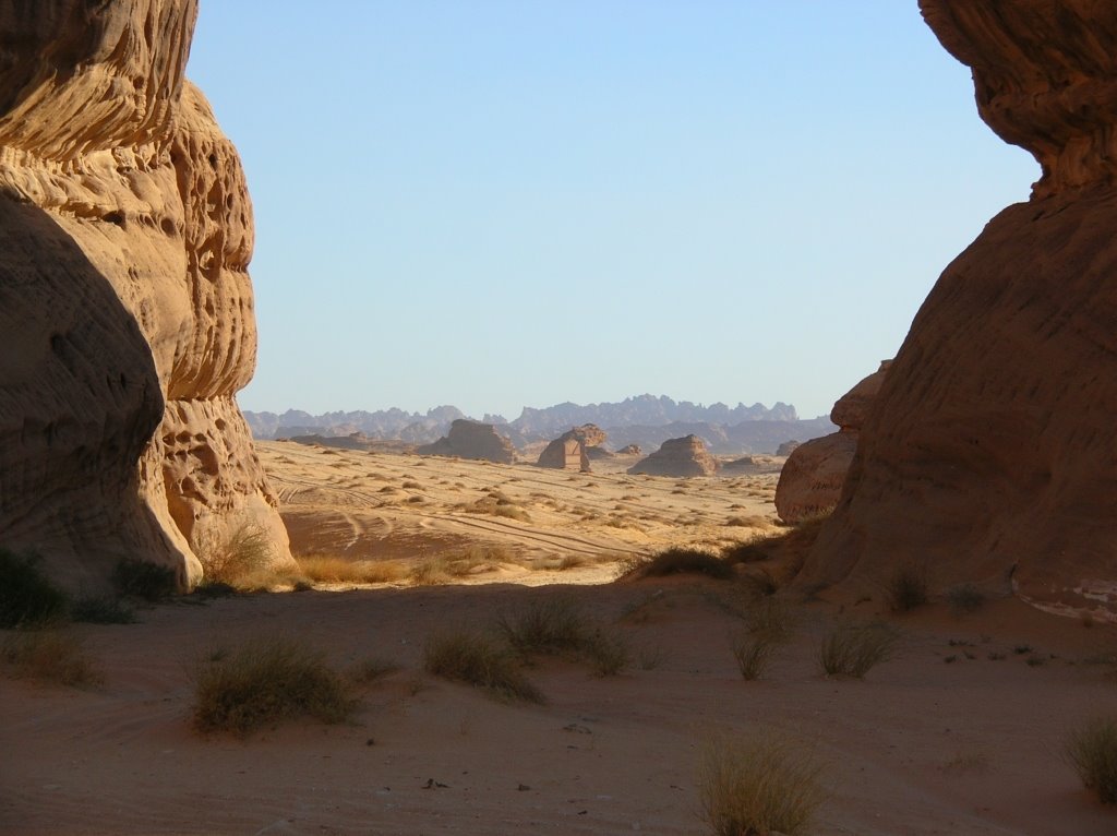 [Madain+Saleh+Saudi+Landscape.jpg]