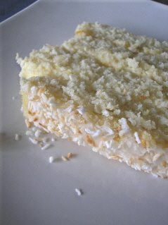 [White+Lemon+Cake+8b.jpg]
