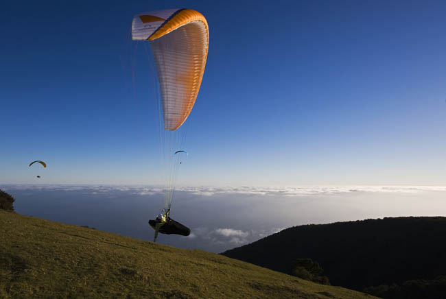 [Paragliding_Madeira1.jpg]