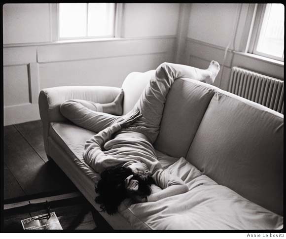 [Sontag+at+Home+by+Liebovitz.jpg]