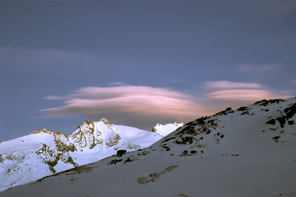 [BaldaZen_GranParadiso_Alps_Clouds_Snow.jpg]