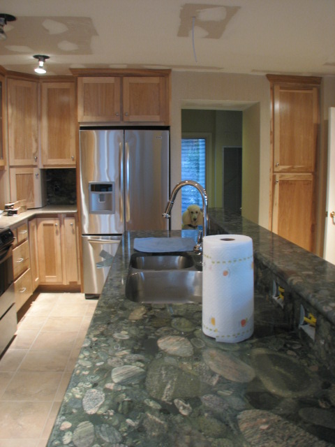 [kitchen+reno+island+with+fridge+faucet+and+Barker.JPG]