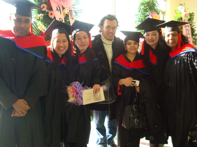 [graduates+032.jpg]
